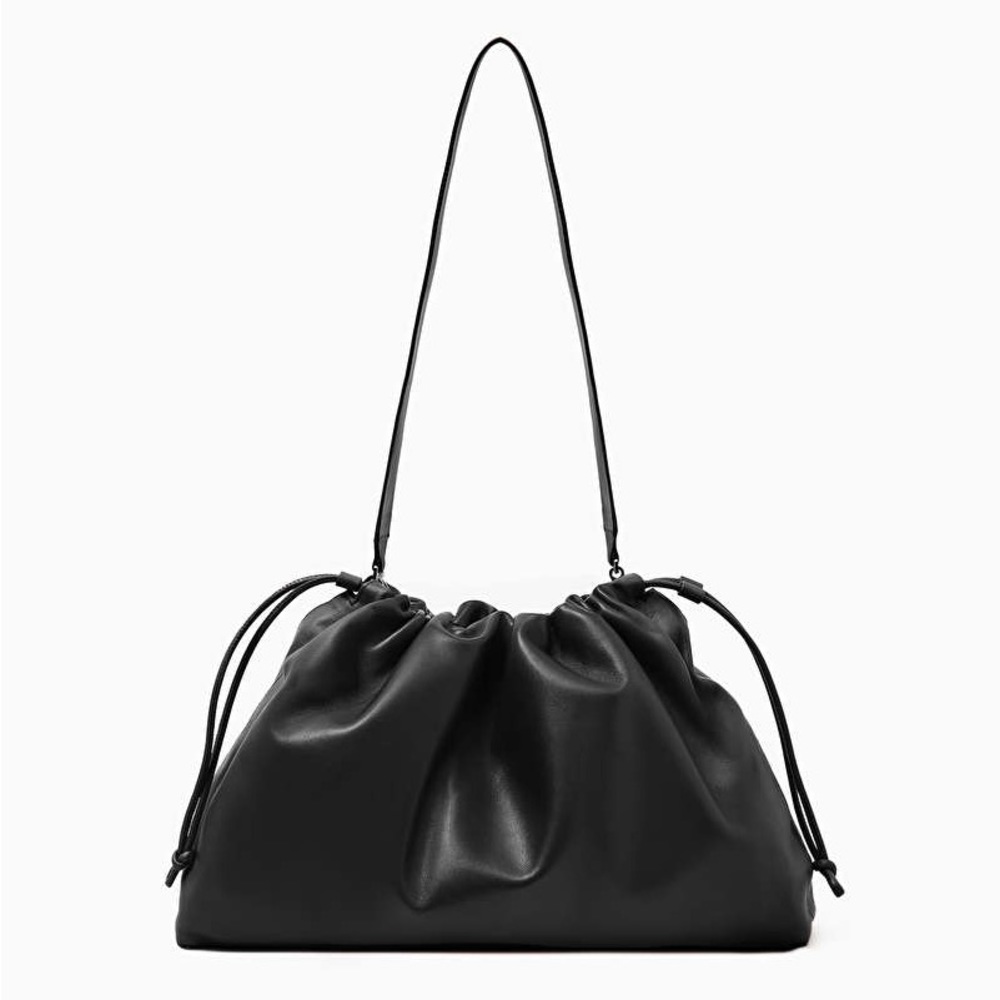 NWT COS CAVATELLI CLUTCH - LEATHER